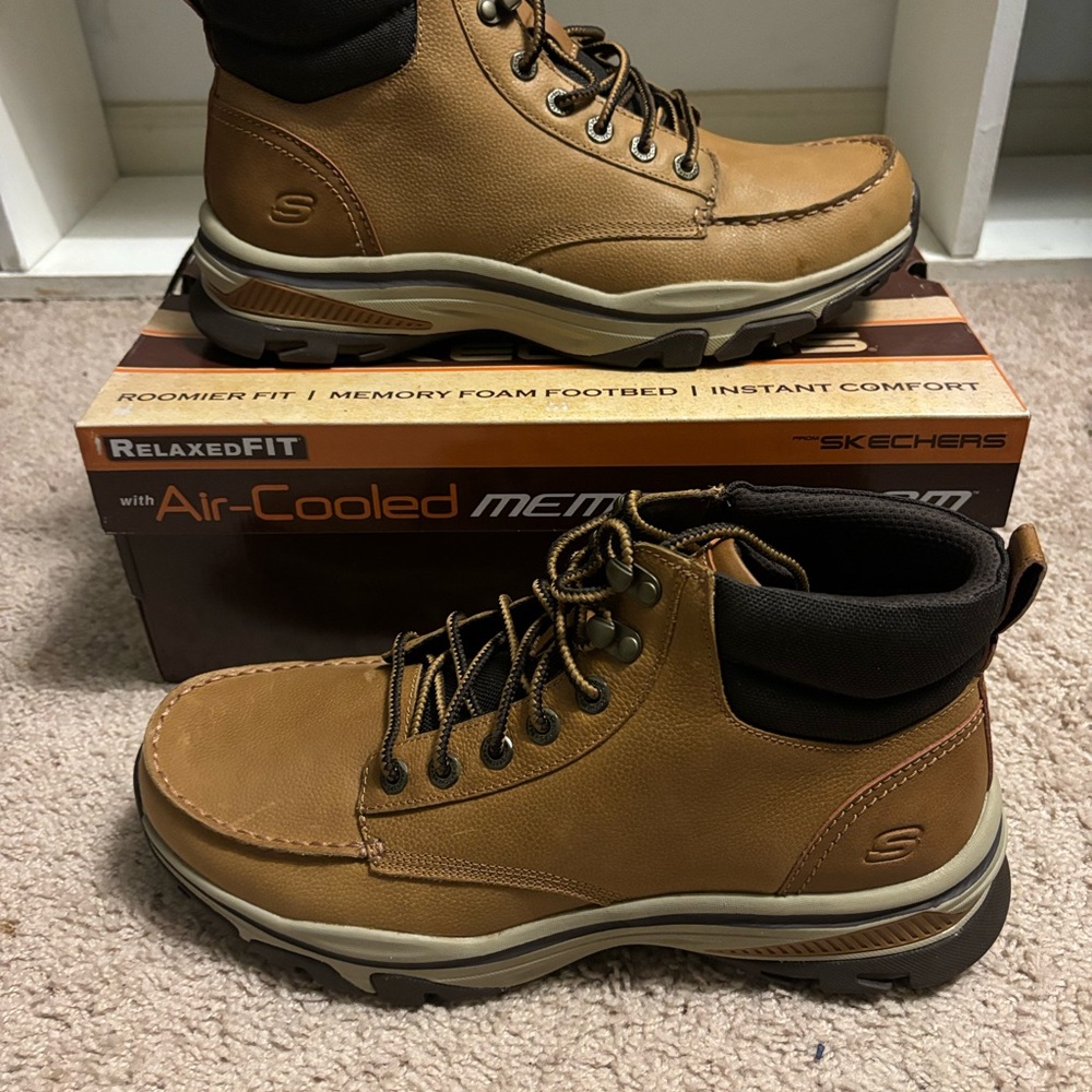 Skechers Relaxed fit Boots